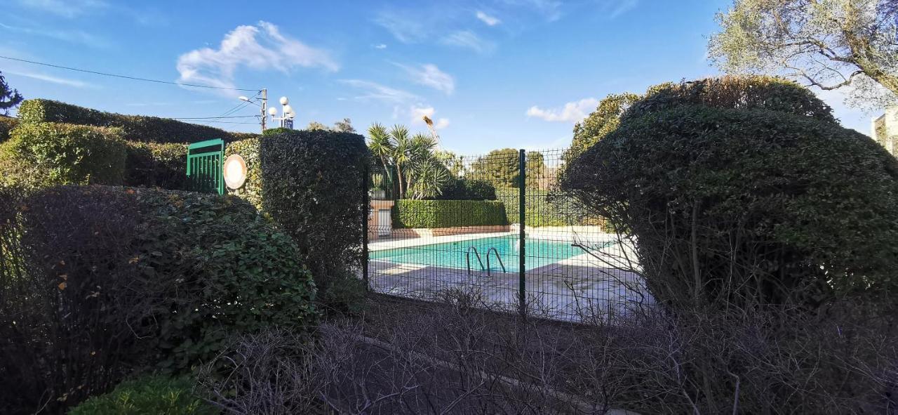 Magnifique Dans Résidence Avec Piscine Appartement *
